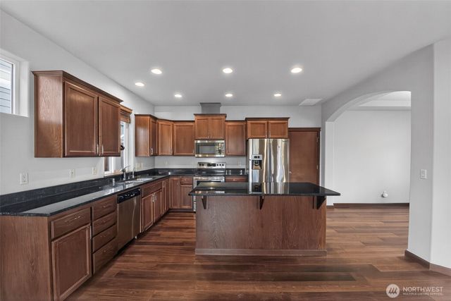 4302 25th Street SE, Puyallup, WA 98374