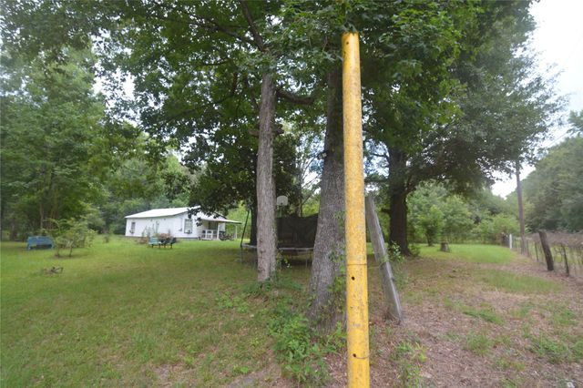 1120 Cherry Creek Drive, Shepherd, TX 77371