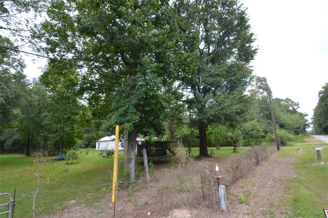 1120 Cherry Creek Drive, Shepherd, TX 77371