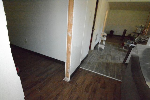 1120 Cherry Creek Drive, Shepherd, TX 77371