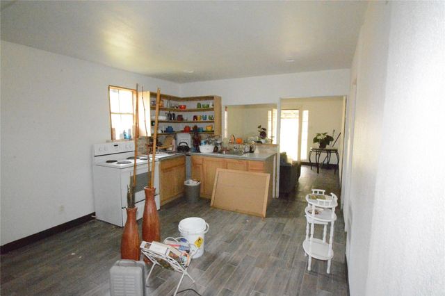 1120 Cherry Creek Drive, Shepherd, TX 77371