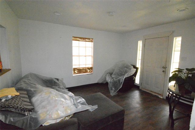 1120 Cherry Creek Drive, Shepherd, TX 77371