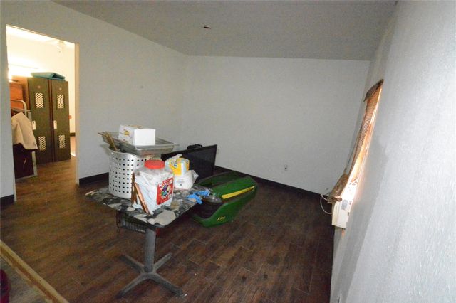 1120 Cherry Creek Drive, Shepherd, TX 77371