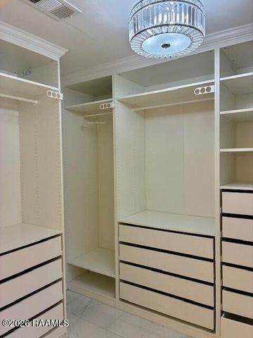 212 Saxon Drive, Lafayette, LA 70508