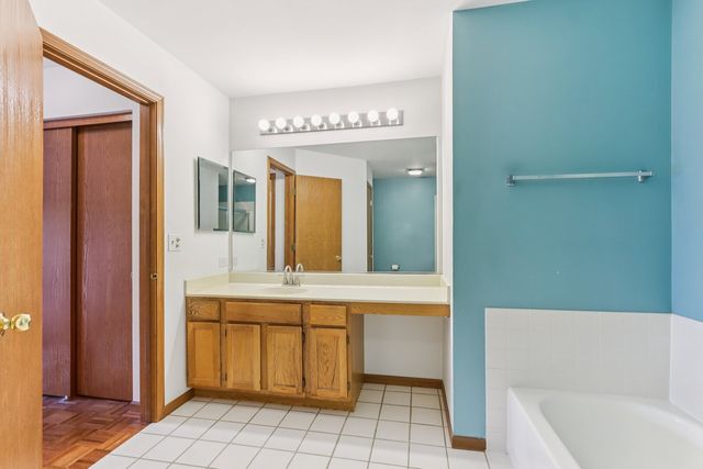 13434 S Redberry Circle, Plainfield, IL 60544