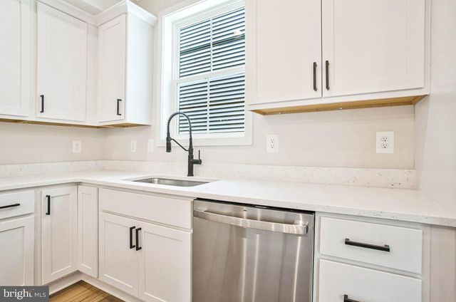1316 JUNIPER ST, Shady Side, MD 20764