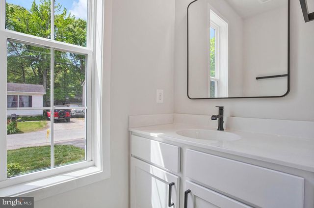 1316 JUNIPER ST, Shady Side, MD 20764