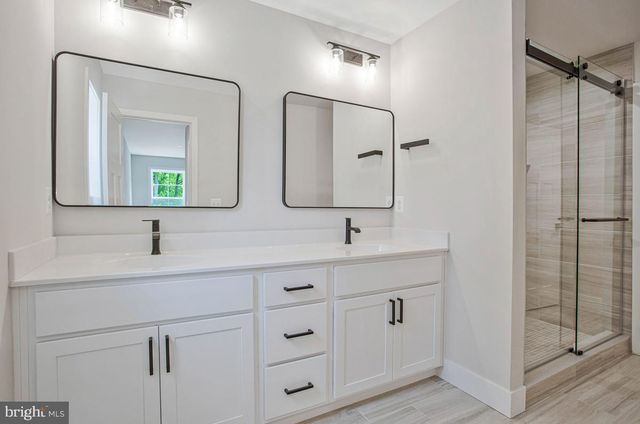 1316 JUNIPER ST, Shady Side, MD 20764