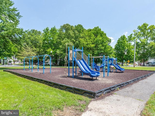 1316 JUNIPER ST, Shady Side, MD 20764