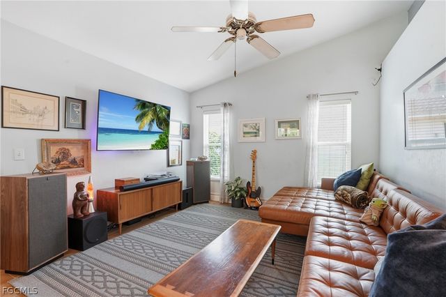 1225 SW 34th TER, Cape Coral, FL 33914