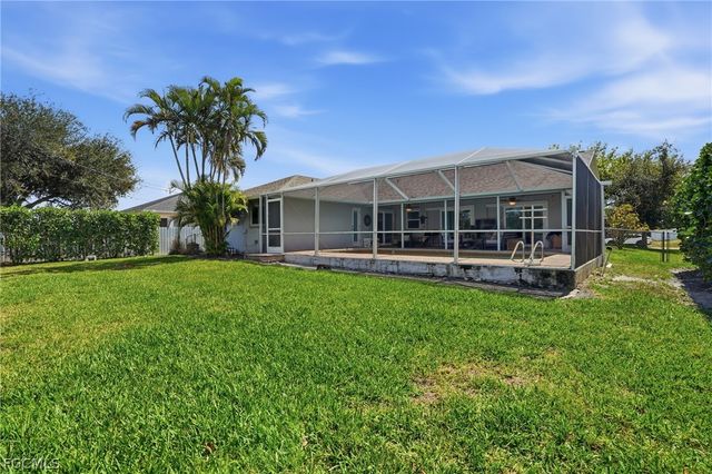 1225 SW 34th TER, Cape Coral, FL 33914