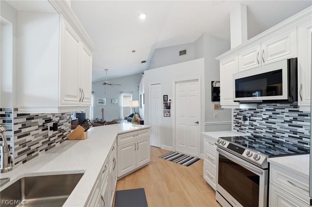 1225 SW 34th TER, Cape Coral, FL 33914