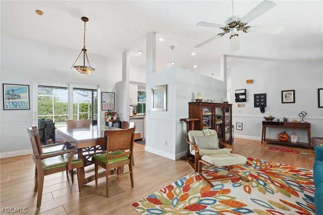 1225 SW 34th TER, Cape Coral, FL 33914