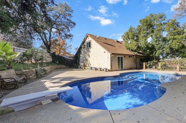 2795 Carolee Court, Redding, CA 96002