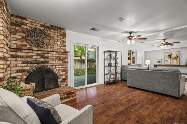 2795 Carolee Court, Redding, CA 96002