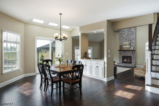 26 Davenport Way, Hillsborough Twp., NJ 08844