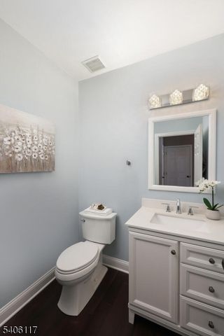 26 Davenport Way, Hillsborough Twp., NJ 08844