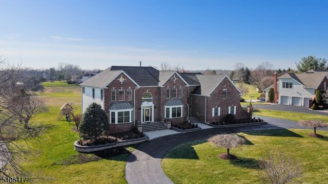 26 Davenport Way, Hillsborough Twp., NJ 08844