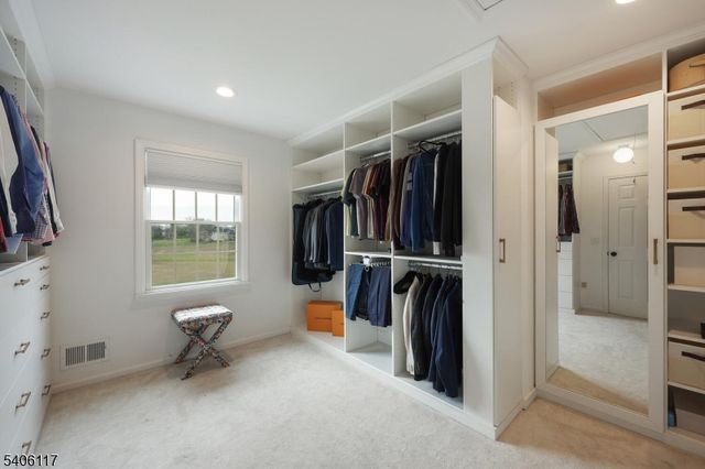 26 Davenport Way, Hillsborough Twp., NJ 08844