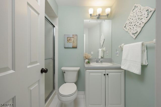 26 Davenport Way, Hillsborough Twp., NJ 08844