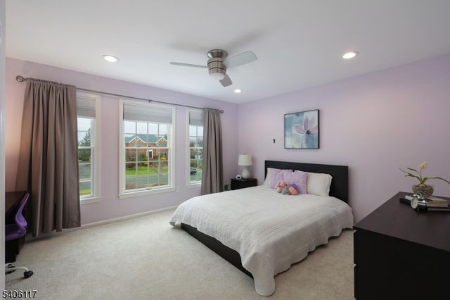 26 Davenport Way, Hillsborough Twp., NJ 08844