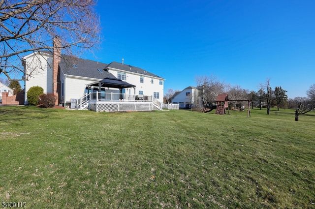 26 Davenport Way, Hillsborough Twp., NJ 08844