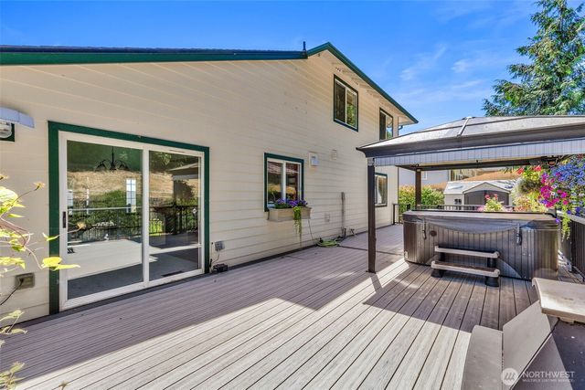 7331 NE Morning View Avenue, Bremerton, WA 98311