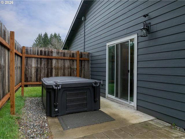 252 ESTABROOK Rd, Carson, WA 98610