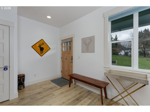 252 ESTABROOK Rd, Carson, WA 98610