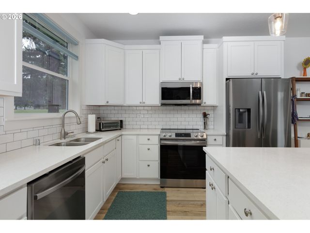 252 ESTABROOK Rd, Carson, WA 98610