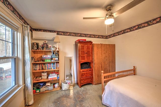 474 Valley Road, Barre, MA 01005