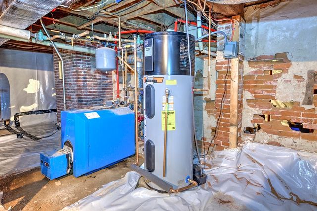 474 Valley Road, Barre, MA 01005