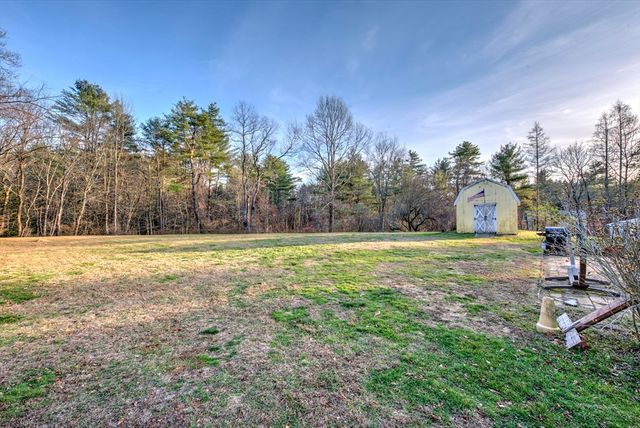 474 Valley Road, Barre, MA 01005