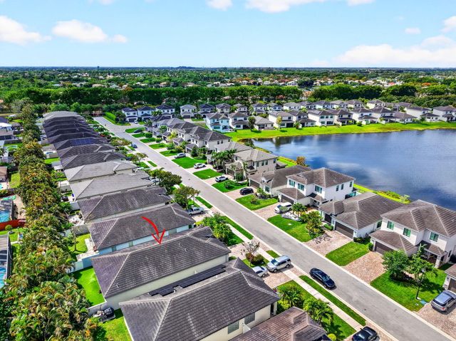 7527 Moonrise Drive, Lake Worth, FL 33467