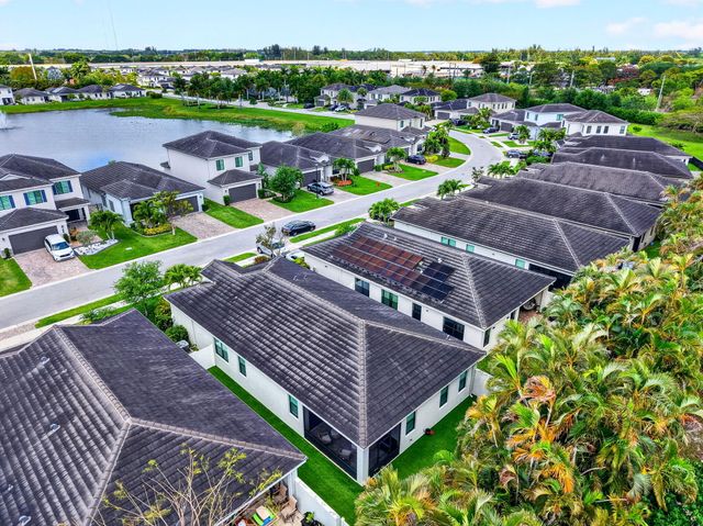 7527 Moonrise Drive, Lake Worth, FL 33467