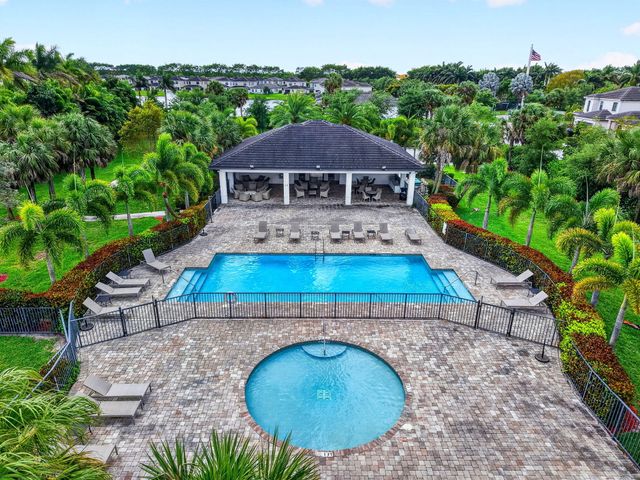 7527 Moonrise Drive, Lake Worth, FL 33467