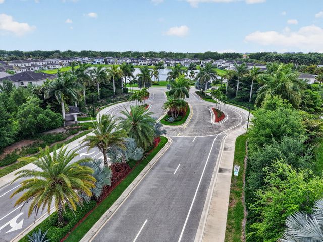 7527 Moonrise Drive, Lake Worth, FL 33467