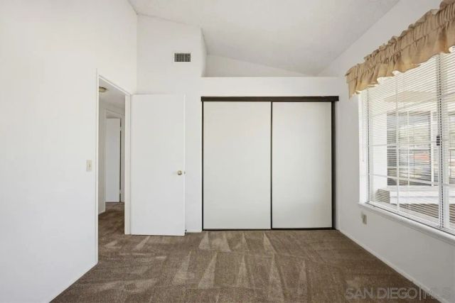 2304 N Apple Ave, Rialto, CA 92377