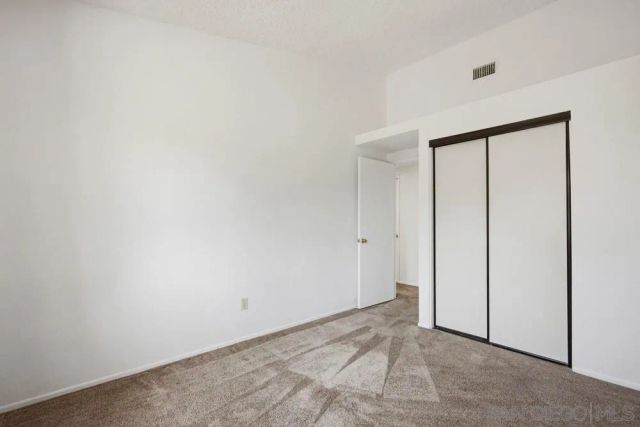 2304 N Apple Ave, Rialto, CA 92377