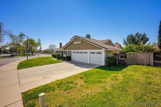 2304 N Apple Ave, Rialto, CA 92377