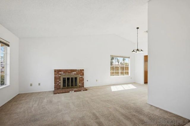 2304 N Apple Ave, Rialto, CA 92377