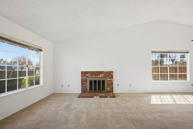 2304 N Apple Ave, Rialto, CA 92377