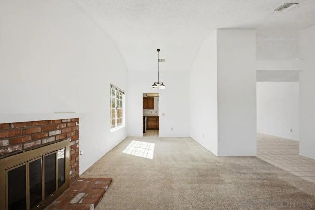 2304 N Apple Ave, Rialto, CA 92377