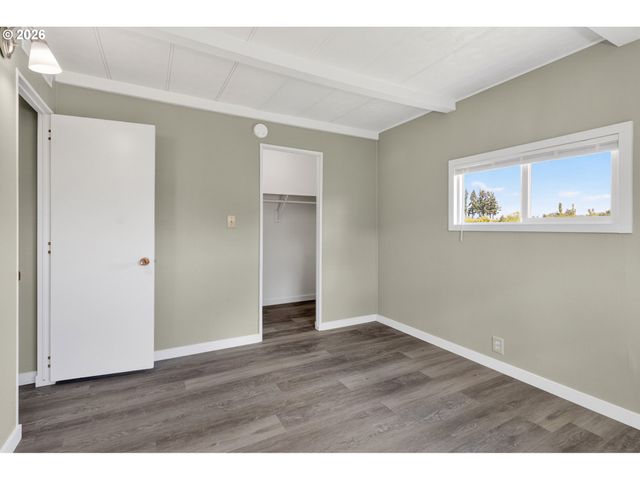 205 S 54TH St 20, Springfield, OR 97478