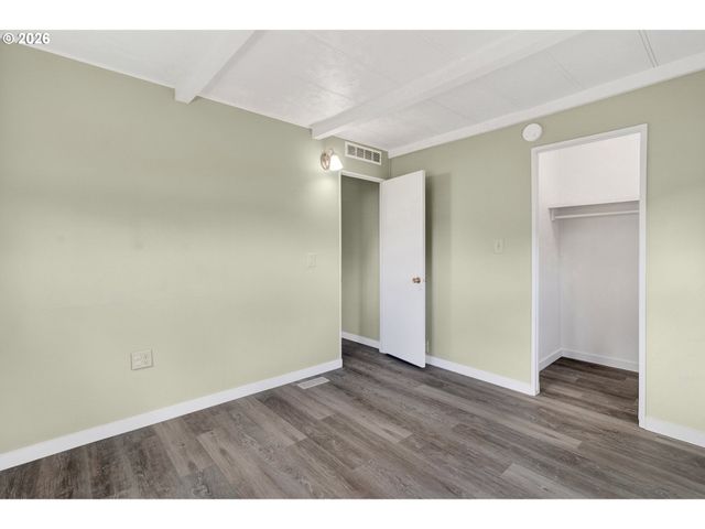 205 S 54TH St 20, Springfield, OR 97478