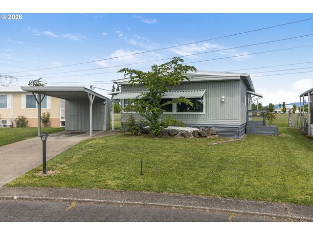 205 S 54TH St 20, Springfield, OR 97478