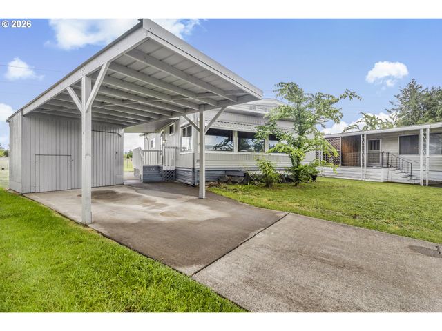 205 S 54TH St 20, Springfield, OR 97478