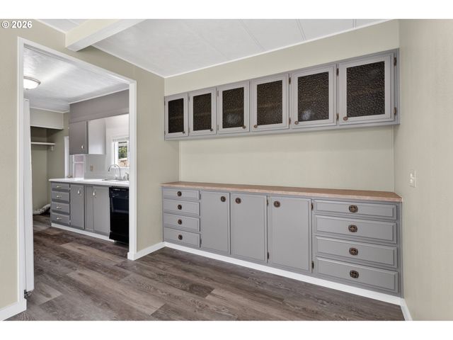205 S 54TH St 20, Springfield, OR 97478
