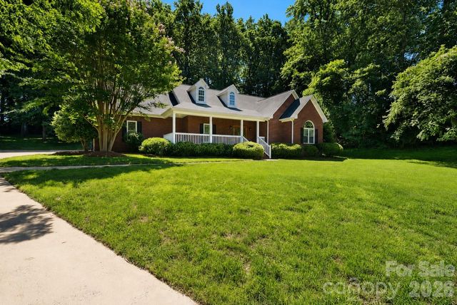 10846 Tyler Brook Lane, Charlotte, NC 28227