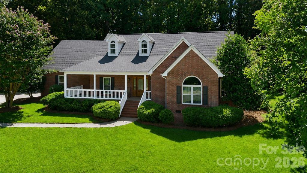 10846 Tyler Brook Lane, Charlotte, NC 28227